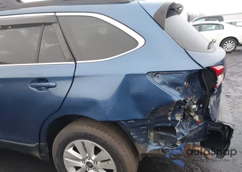 2019 Subaru Outback 2.5I Premium z USA, uszkodzony, nr VIN 4S4BSAFCXK3261837